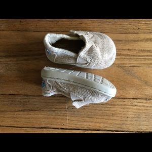 Toms Shoes - Baby toms slip on size t3 Toms Shoes - Baby toms slip on size t3